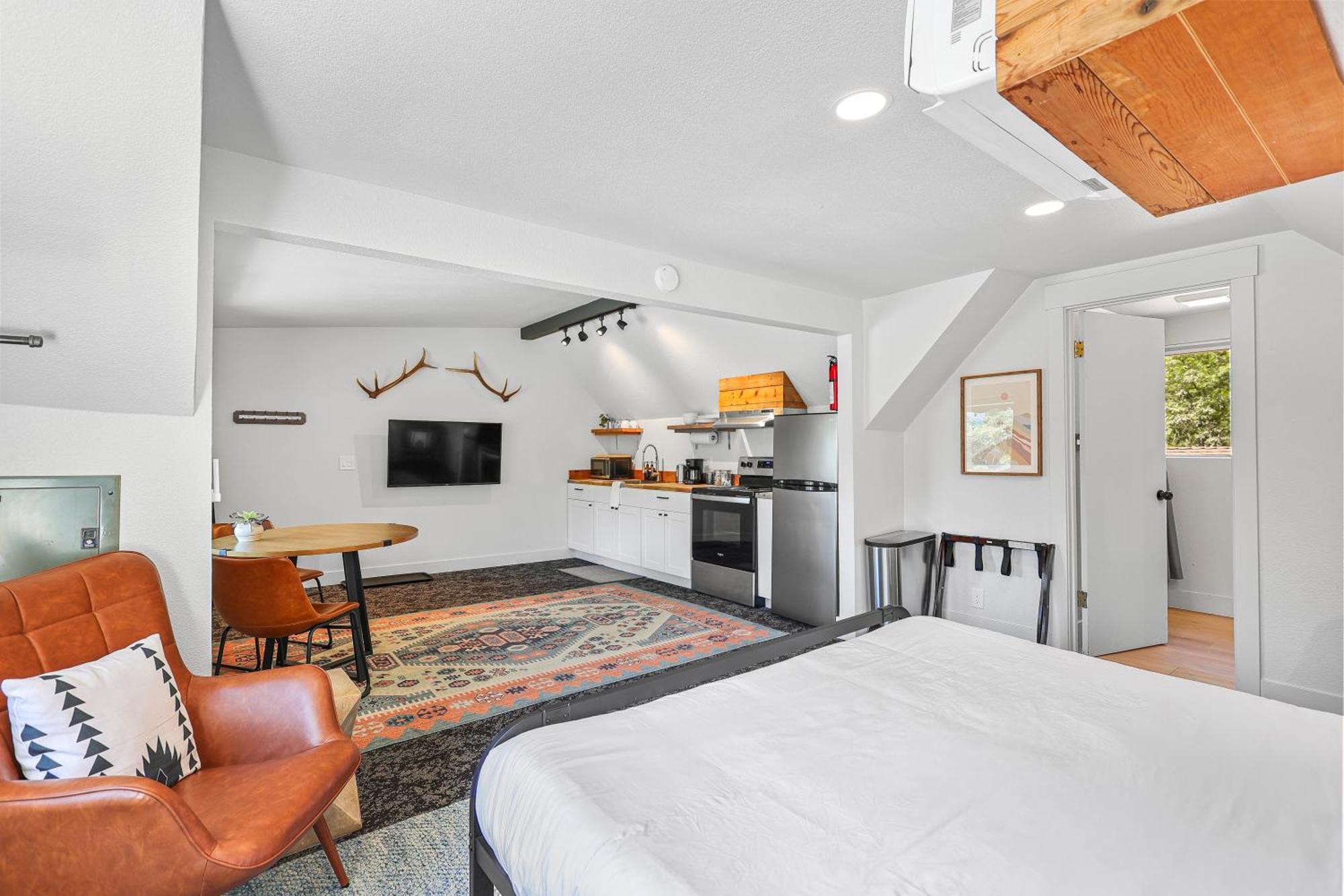 Basecamp Lodge Mount Shasta Chambre photo