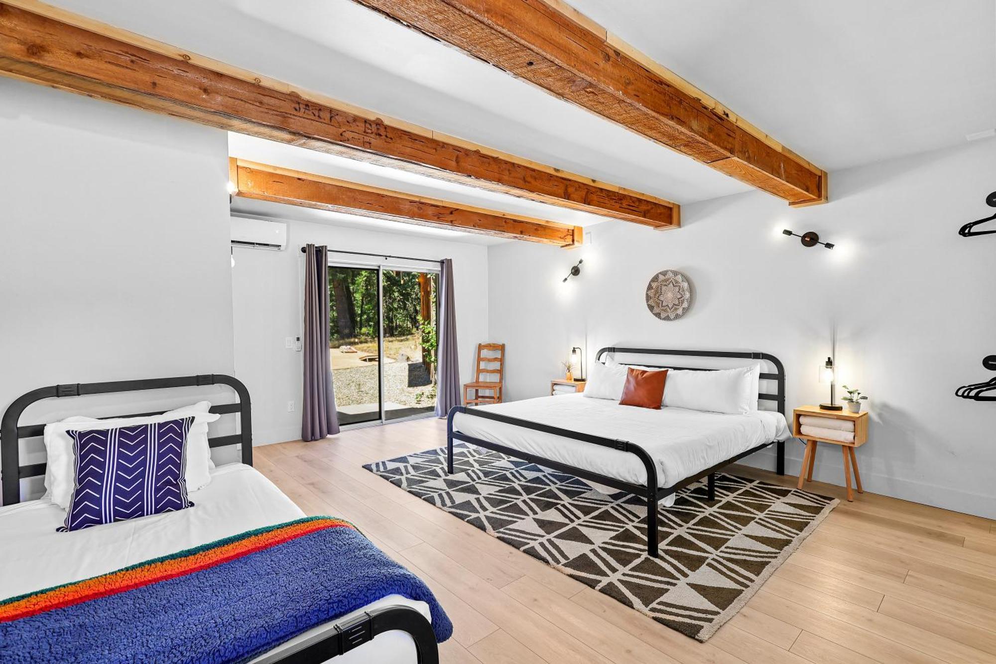 Basecamp Lodge Mount Shasta Chambre photo