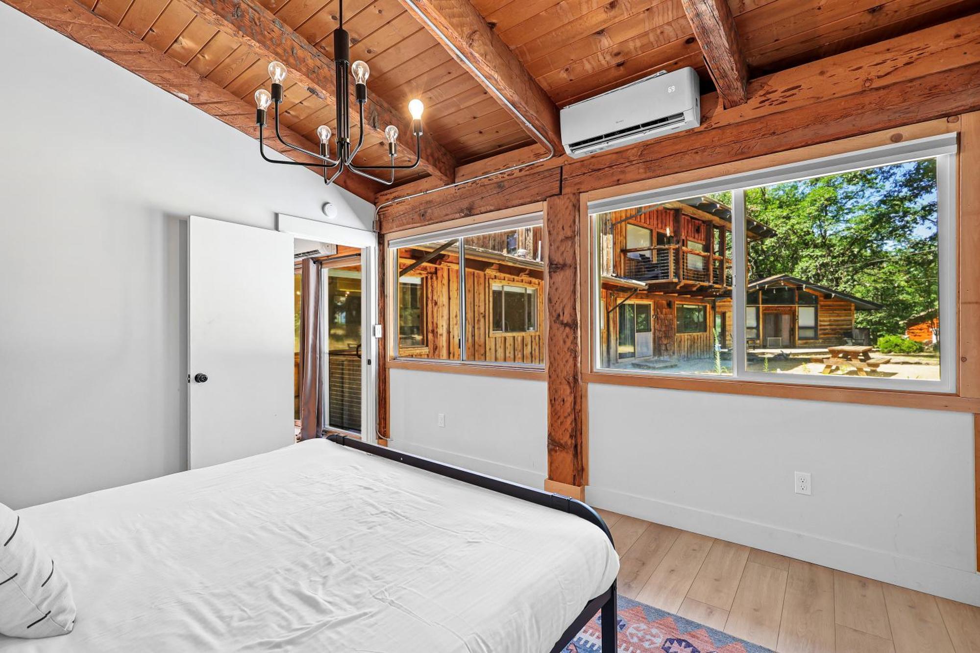 Basecamp Lodge Mount Shasta Chambre photo