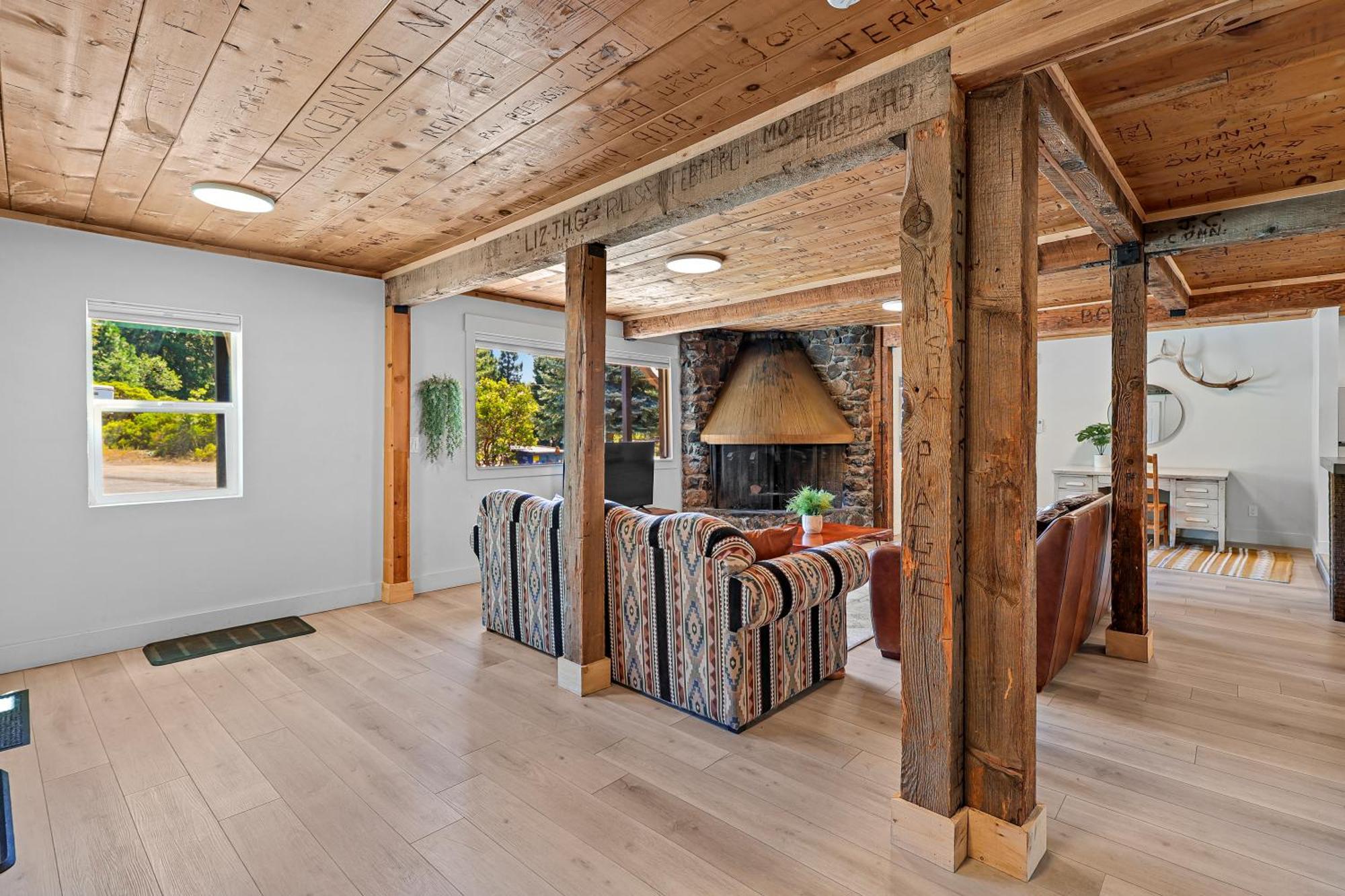 Basecamp Lodge Mount Shasta Chambre photo