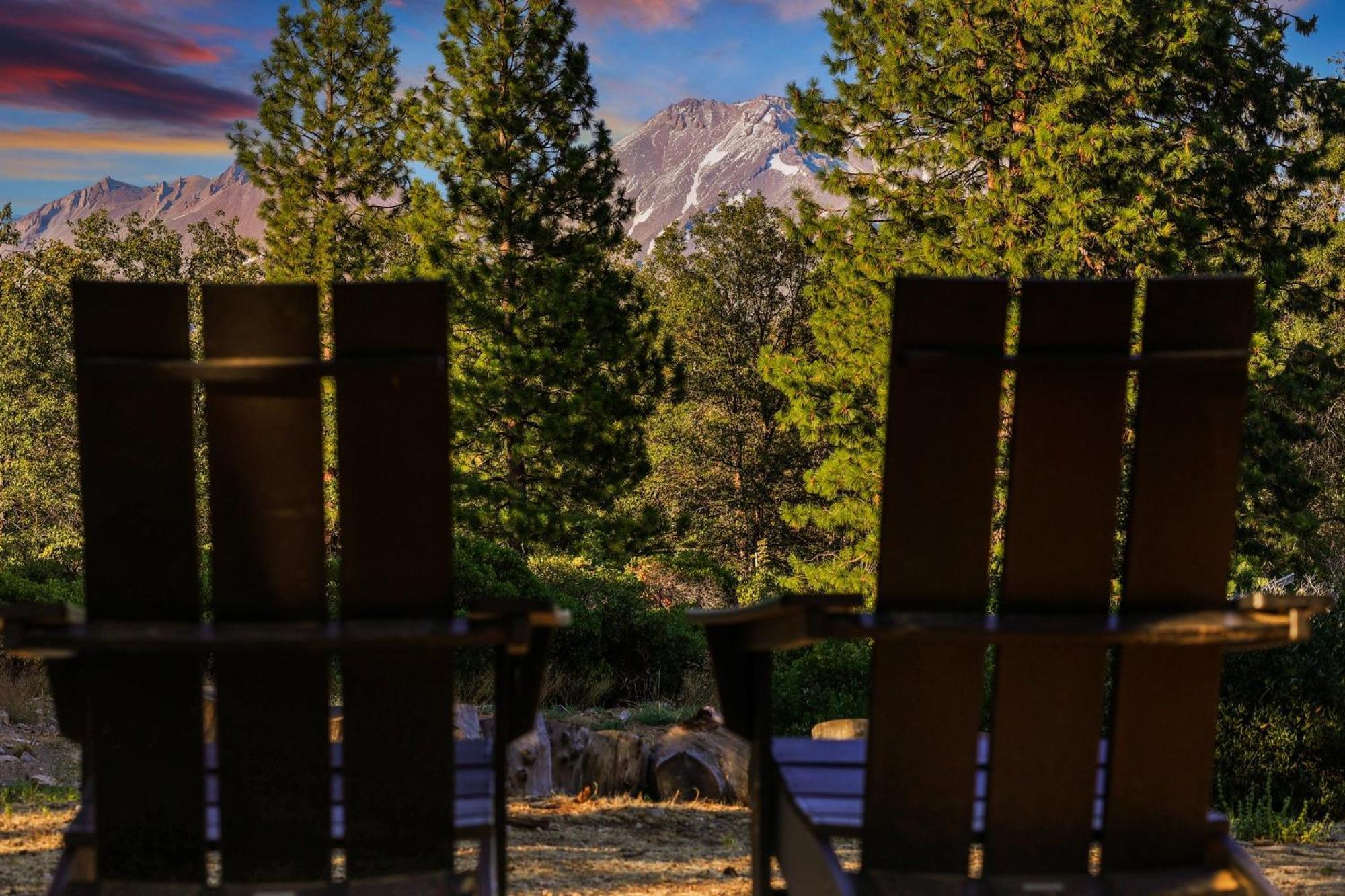 Basecamp Lodge Mount Shasta Extérieur photo